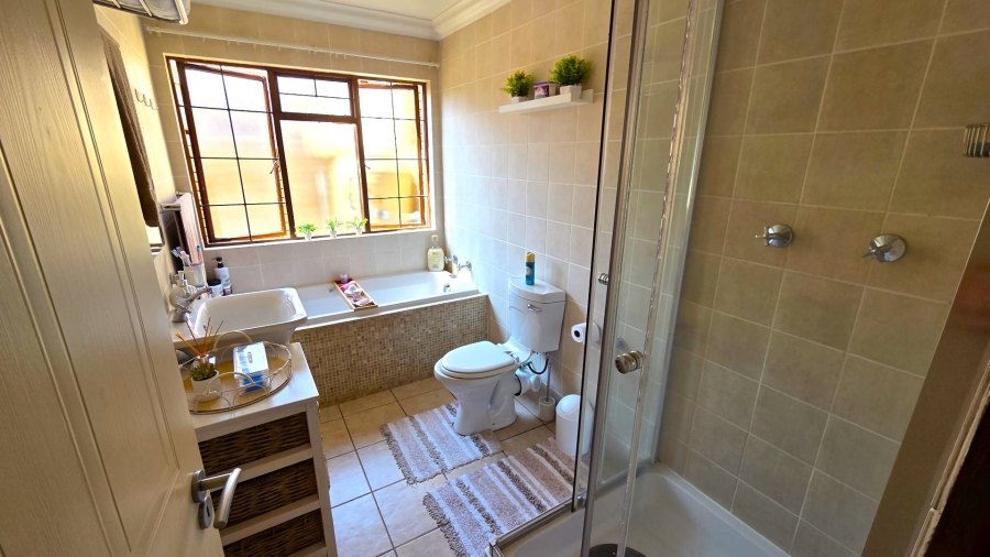 2 Bedroom Property for Sale in Wilgehof Free State